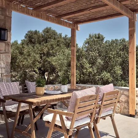 Dounias Village - Traditional Architecture & Modern Luxury Holiday home Korithion
