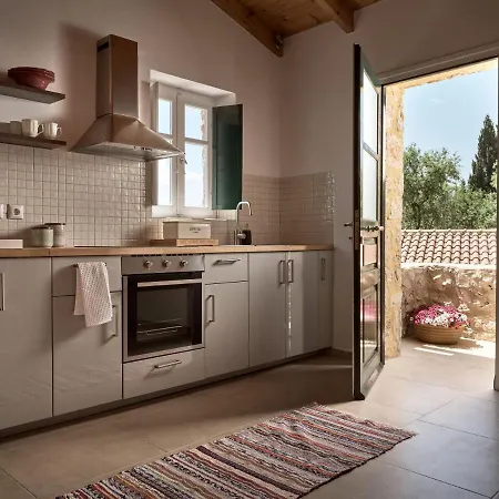 Dounias Village - Traditional Architecture & Modern Luxury Koríthion