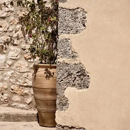 Dounias Village - Traditional Architecture & Modern Luxury Koríthion