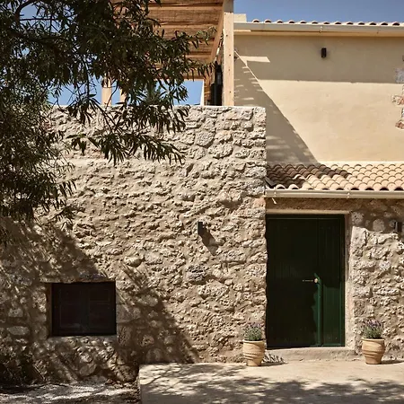 Ferienhaus Dounias Village - Traditional Architecture & Modern Luxury *