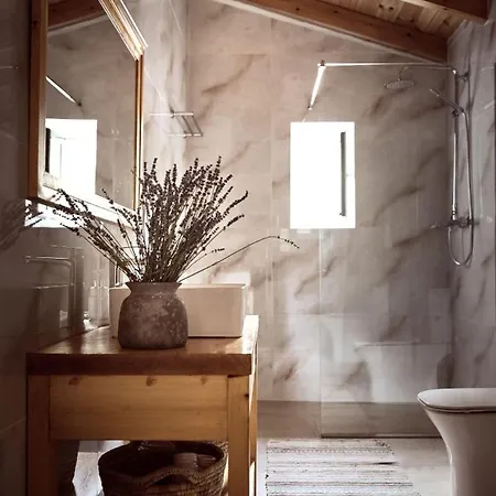 Ferienhaus Dounias Village - Traditional Architecture & Modern Luxury *