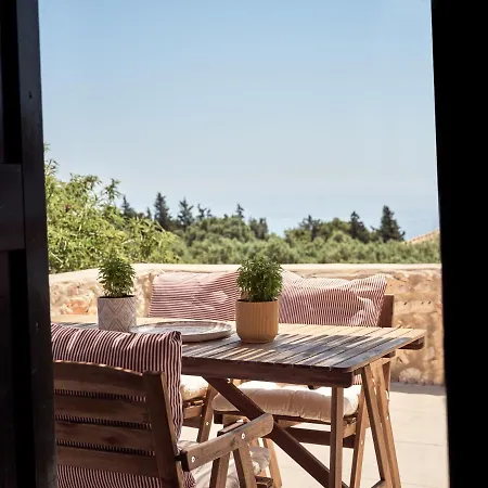 Dounias Village - Traditional Architecture & Modern Luxury Ferienhaus *